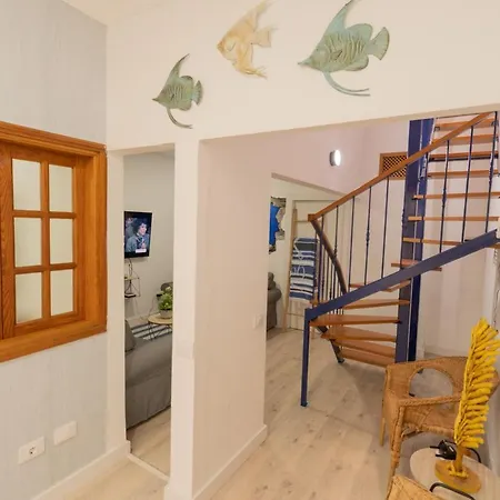 Agueita Surf بيت شباب لاس بالماس دي غران كاناريا