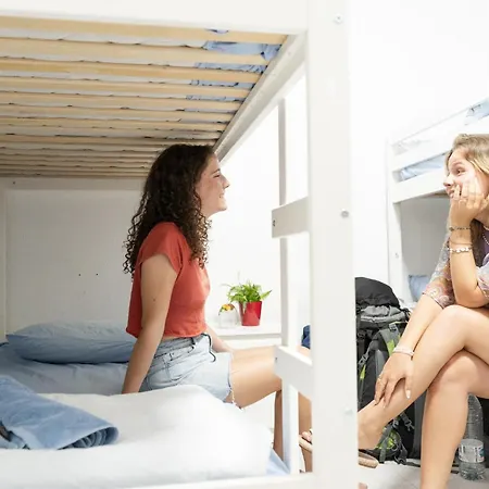 Agueita Surf Hostel *